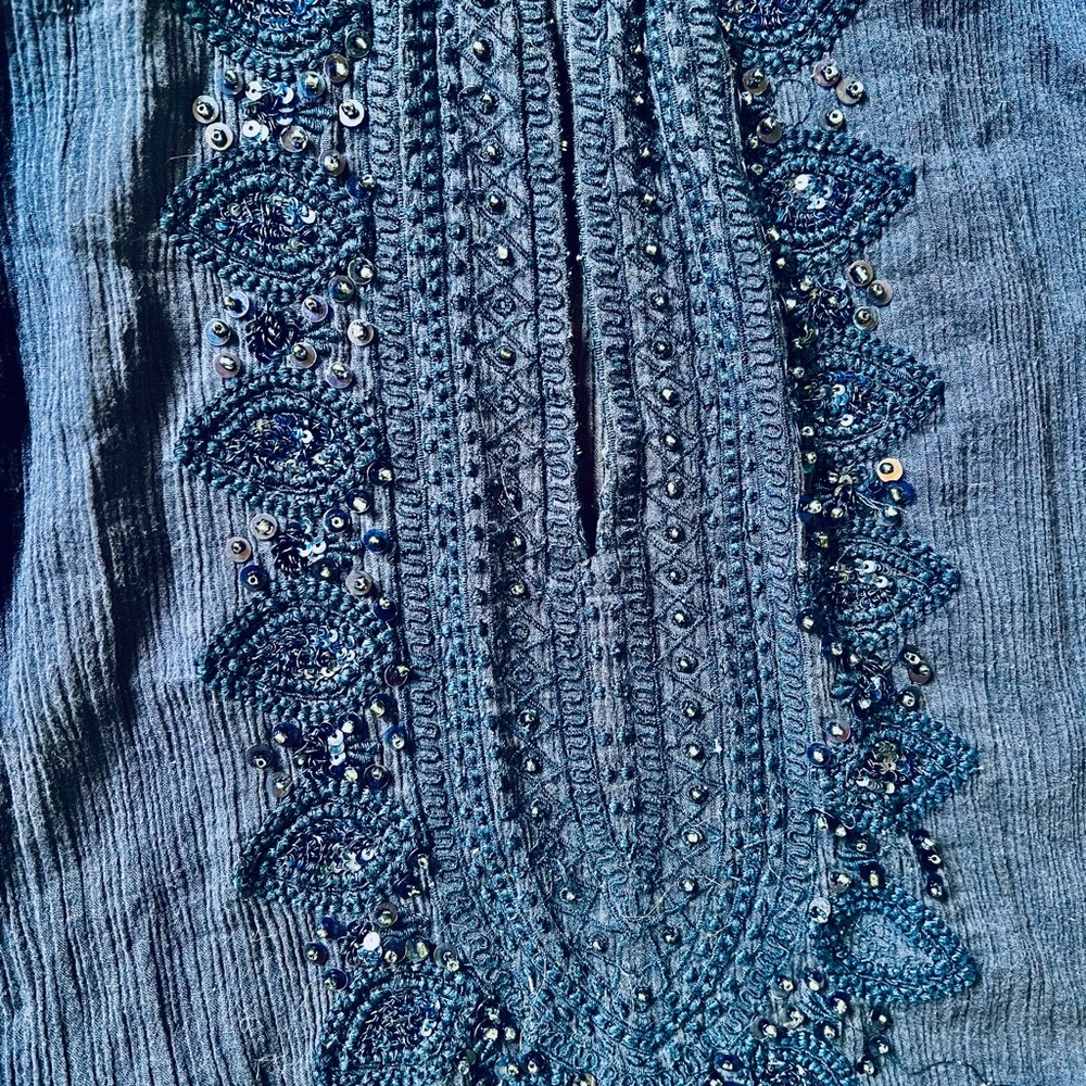 Tommy Bahama Peasant Top Navy Sequins and beads - Picture 4 of 9